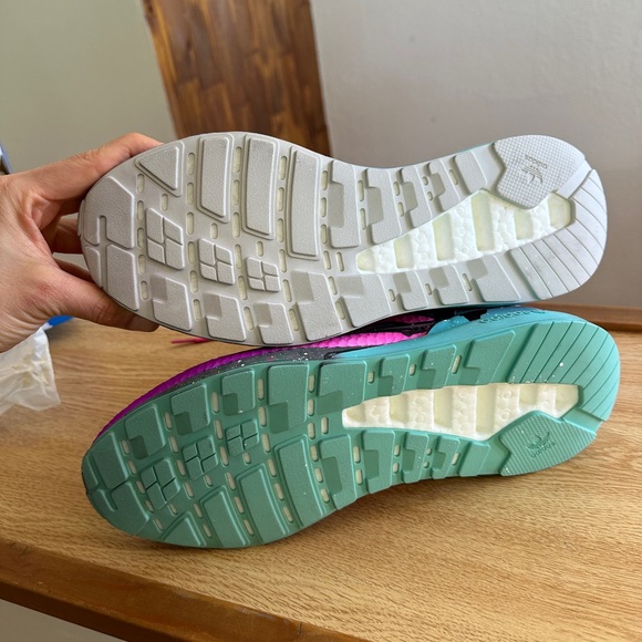 ADIDAS ZX 2K BOOST + VOLTA *NEW and RARE* - Picture 5 of 10